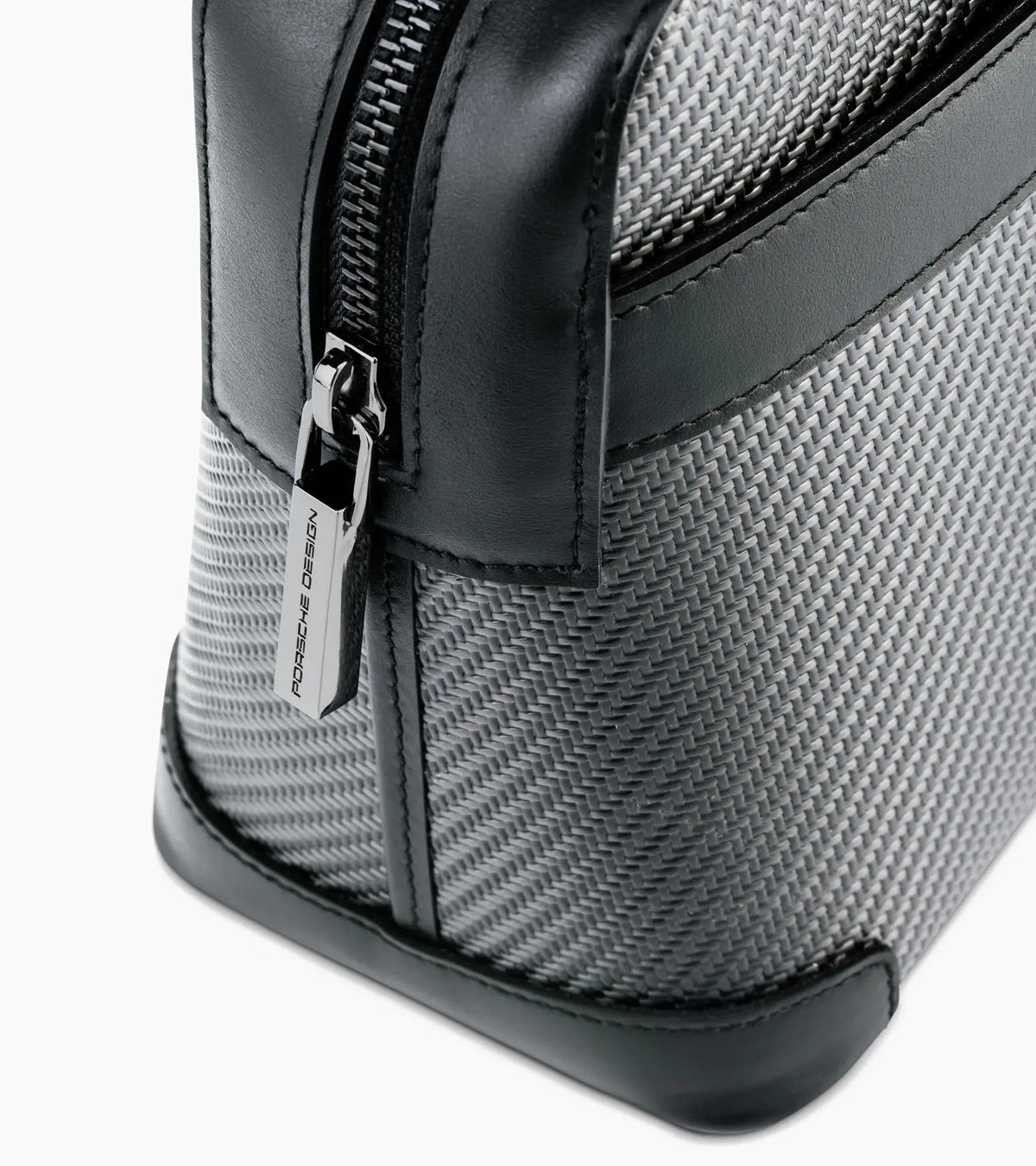 Carbon Washbag black | Porsche Design