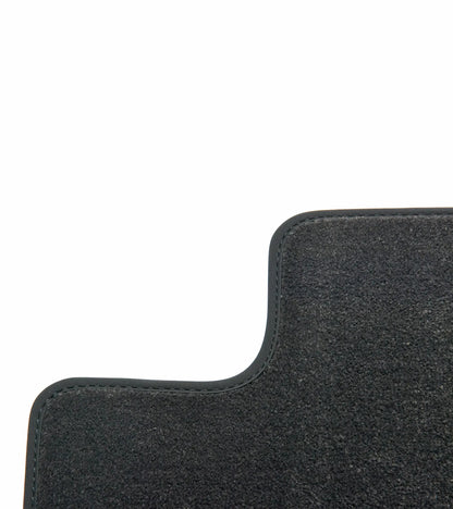 Porsche Floor Mats with Nubuk Edging for Cayenne (E1) | Porsche Design