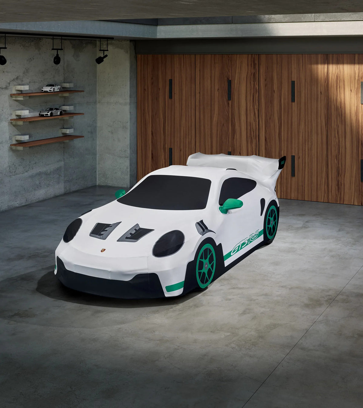 Porsche Indoor car cover “Tribute to Carrera RS” design | Porsche Design