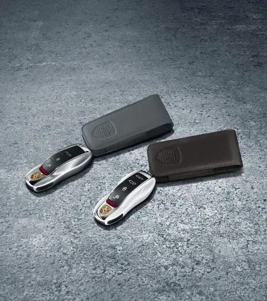 Porsche Leather Key Pouch for 718, 911, Cayenne, Panamera and Macan | Porsche Design