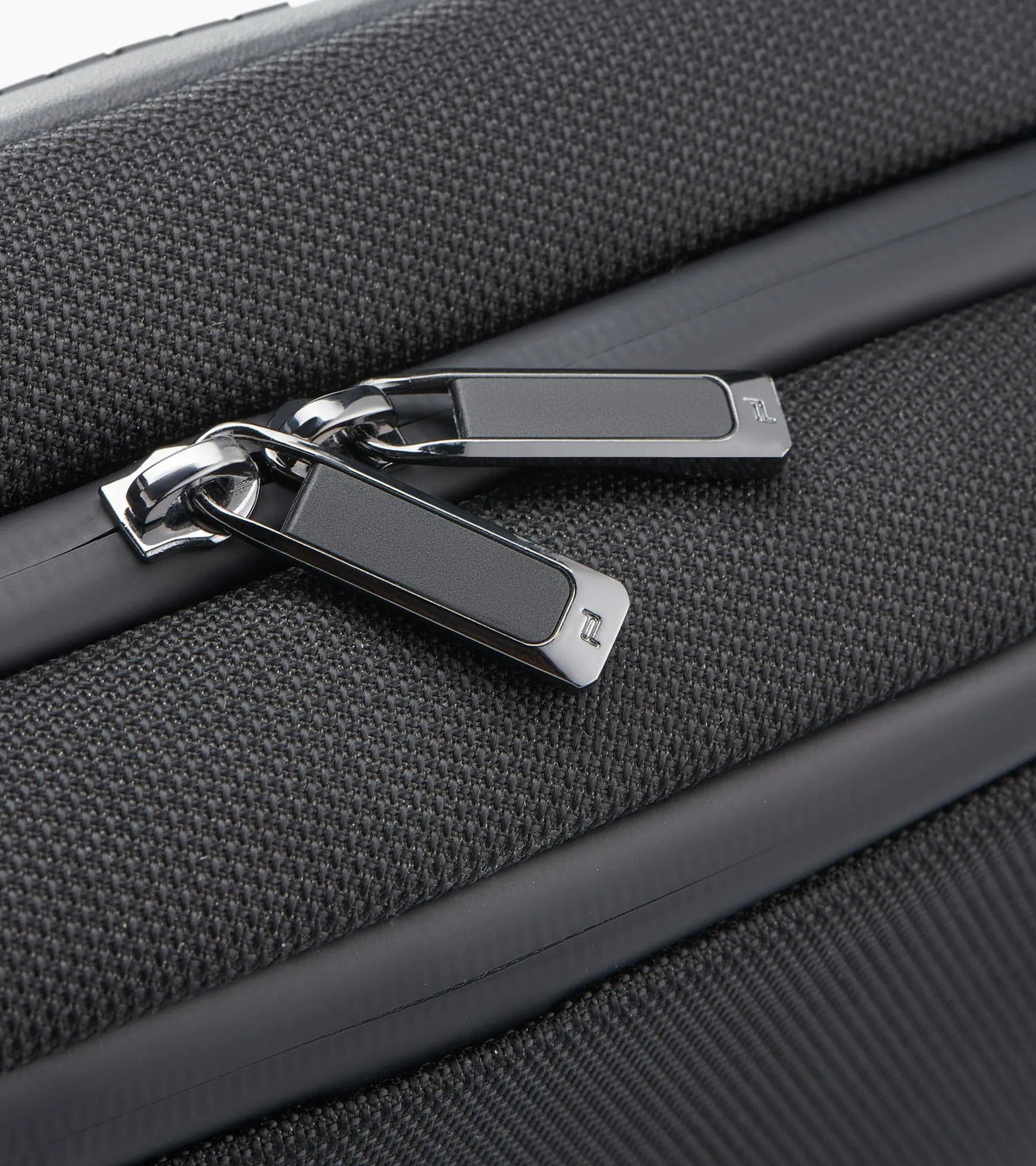 Roadster Nylon Washbag L | Porsche Design