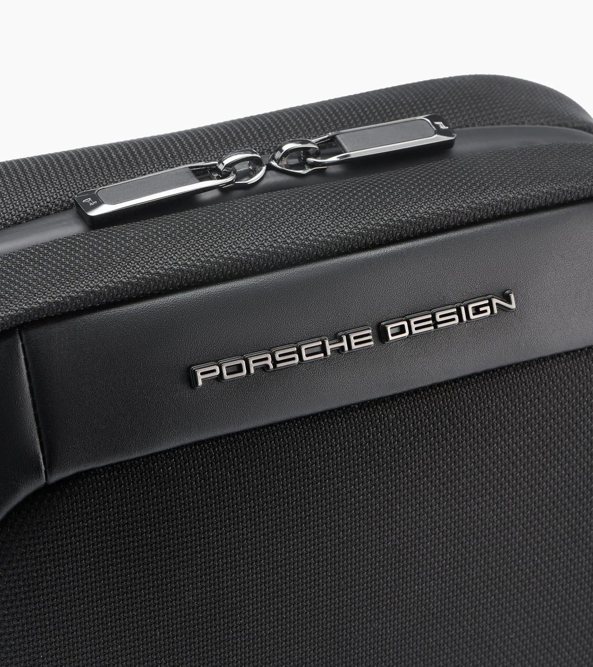 Roadster Nylon Washbag M | Porsche Design