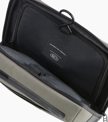 Urban Eco Washbag L | Porsche Design