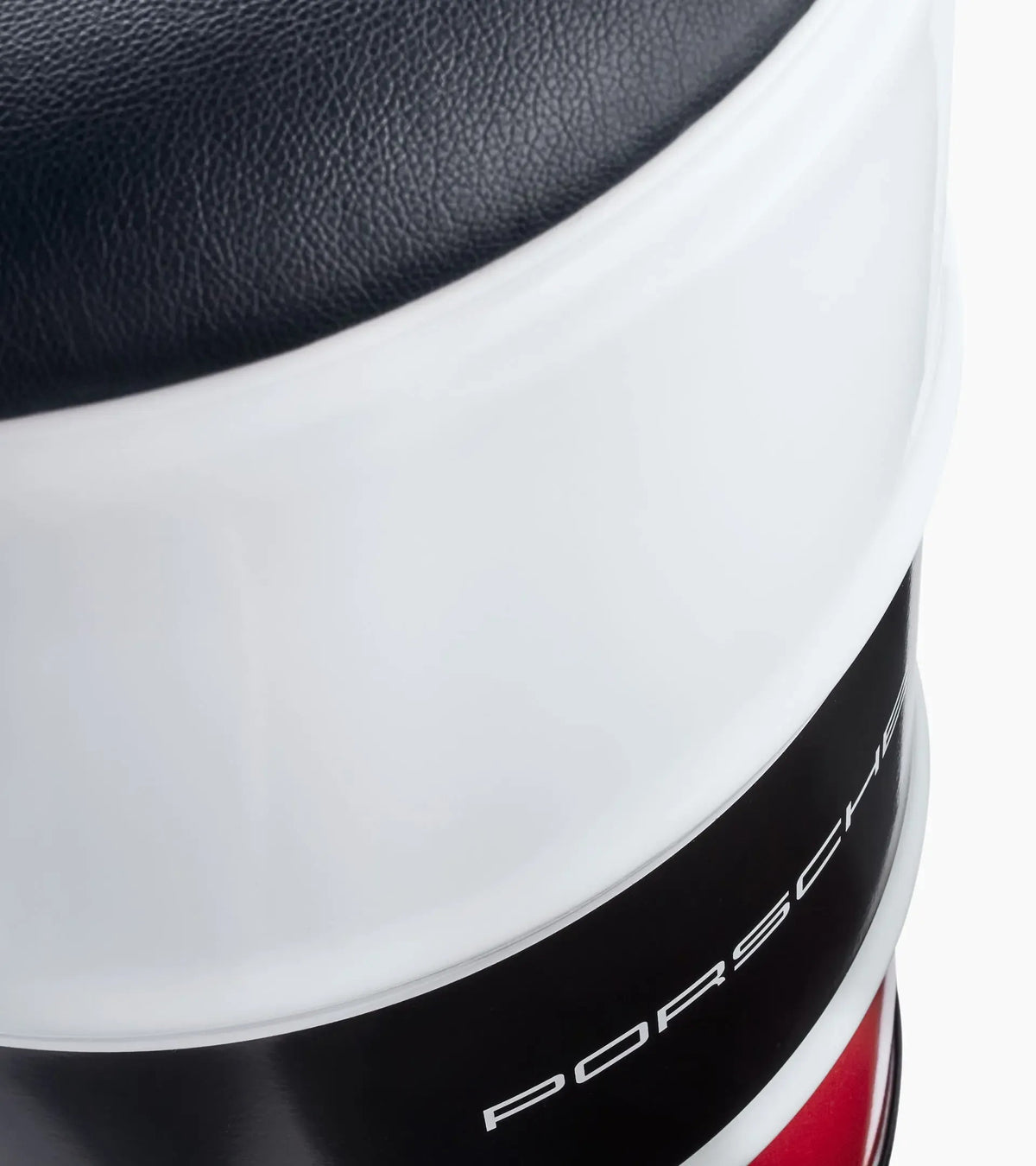 Barrel seat – Porsche Penske Motorsport | Porsche Design