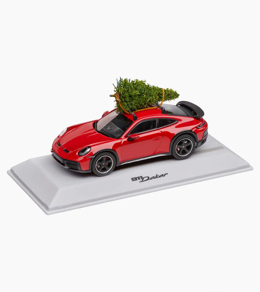 Porsche 911 Dakar (992) with Christmas tree – Christmas | Porsche Design