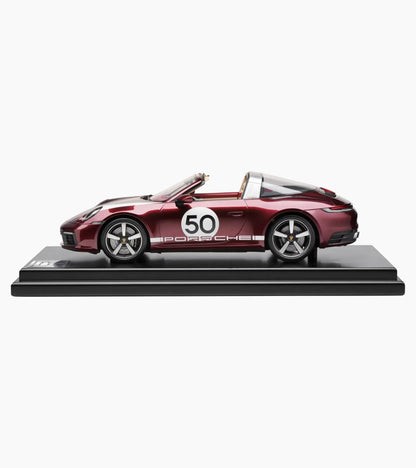 Porsche 911 Targa 4S Heritage Design Edition (992) – Ltd. | Porsche Design